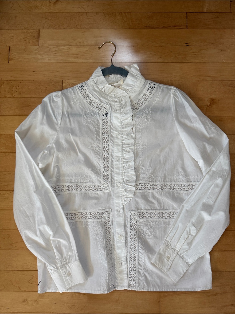 Sézane White Embroidered Lace Button-Down Blouse — Size 38 - NWOT